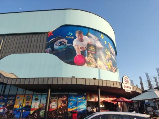 عکس فاز تجارت و گردشگری منطقه آزاد انزلی