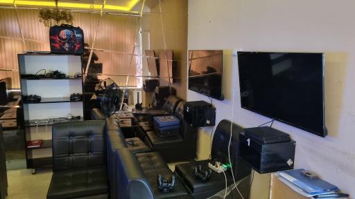 عکس گیم سنتر پارس گیم 