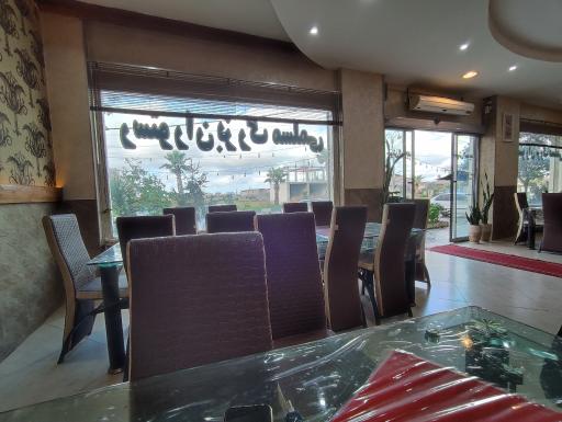 عکس رستوران بزرگ مسلمی