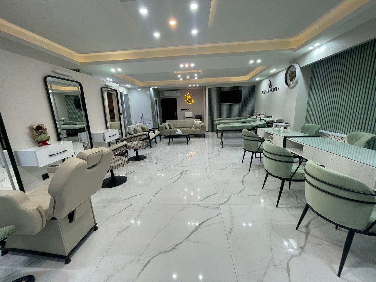 عکس سالن زیبایی ماهک بیوتی
