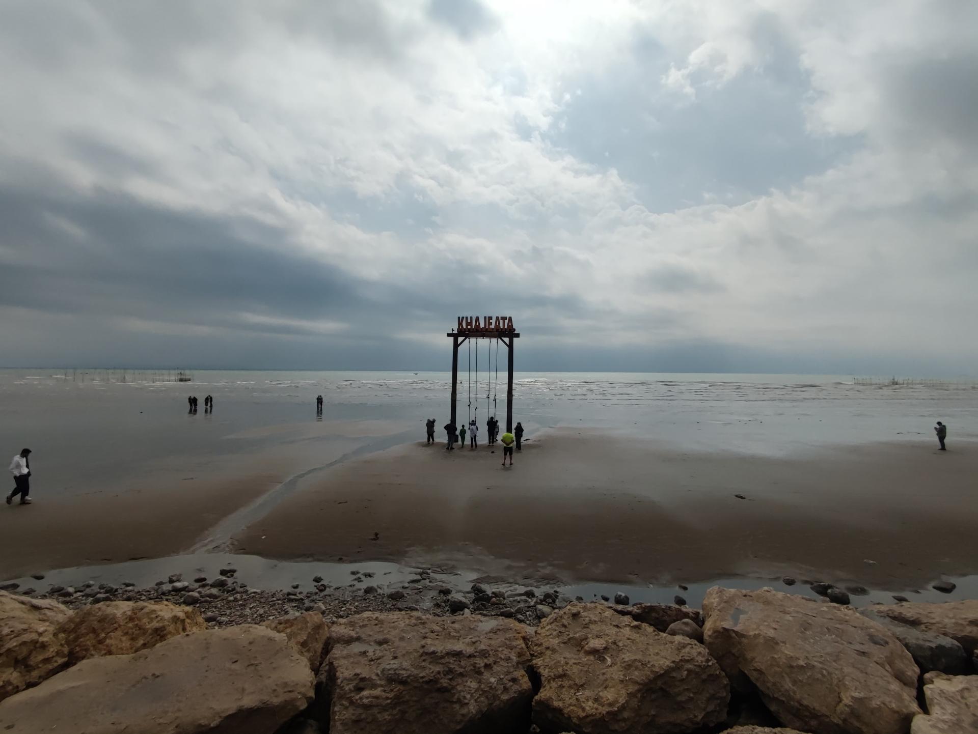 عکس تاب ساحل خواجه عطا