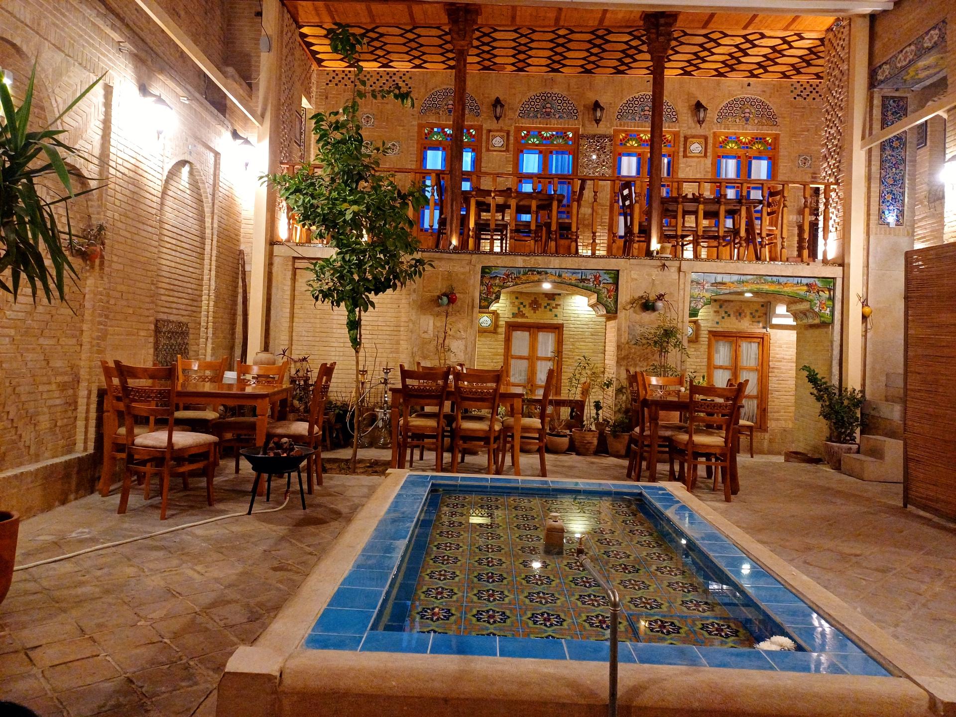 عکس بوتیک هتل ایراندخت