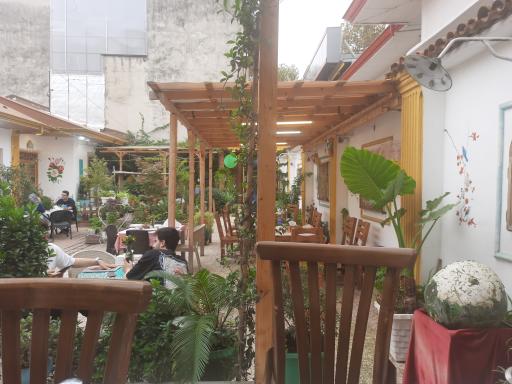 عکس مجموعه پذیرایی عمارت حاجیه بنی