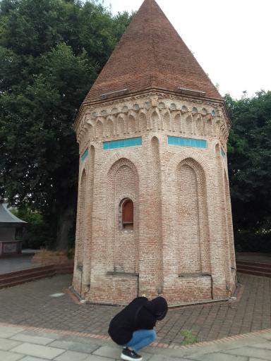 عکس بقعه علامه میر حیدر آملی و سه سید