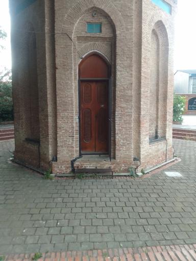 عکس بقعه علامه میر حیدر آملی و سه سید