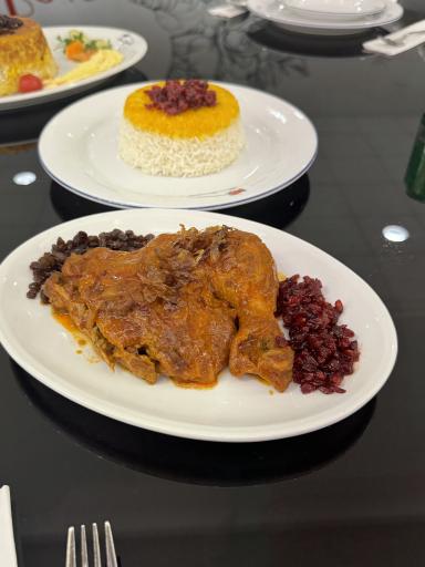 عکس رستوران باغ رز