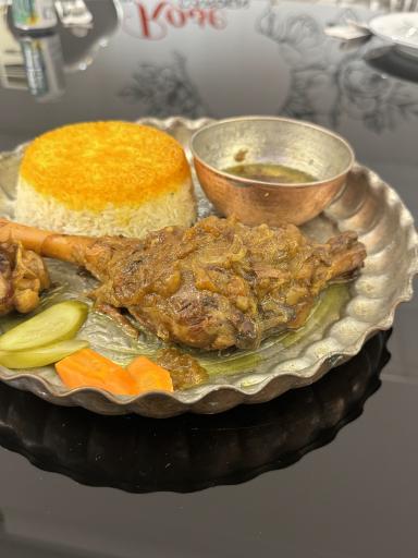 عکس رستوران باغ رز