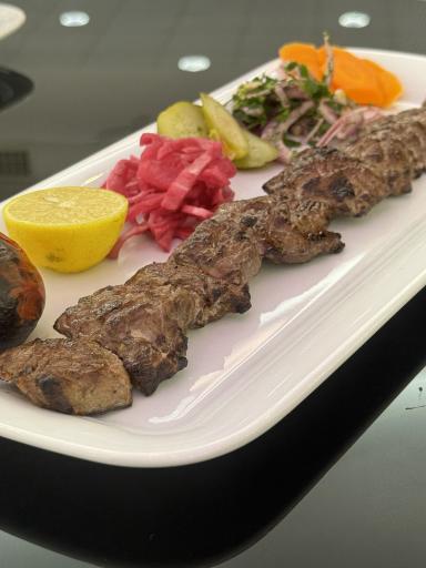 عکس رستوران باغ رز