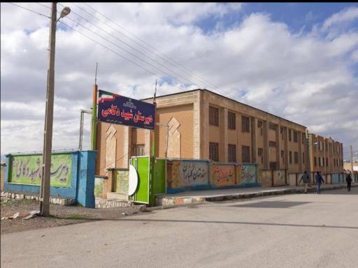 عکس دبیرستان شهید دکامی