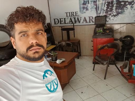 لاستیک فروشی دلاور