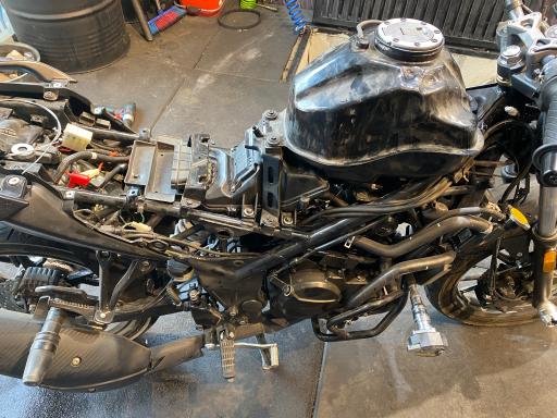 عکس تعمیرگاه موتورسیکلت ونیکس موتو