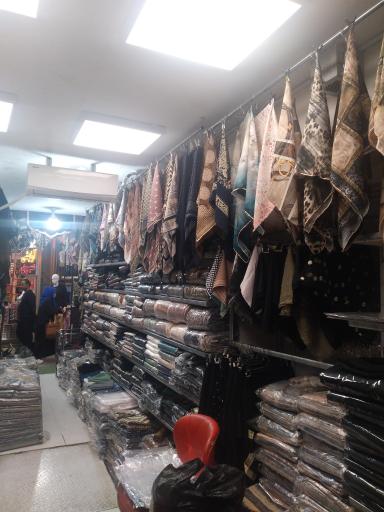 عکس گالری شال و روسری رزلند