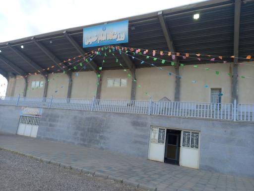 عکس سالن ورزشی امام خمینی