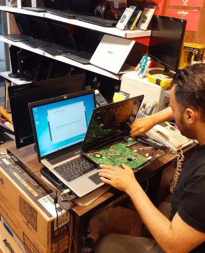 عکس نارسیس رایانه