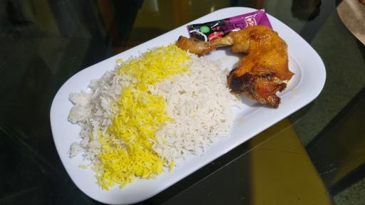 عکس آشپزخانه و غذای آماده قناعت 