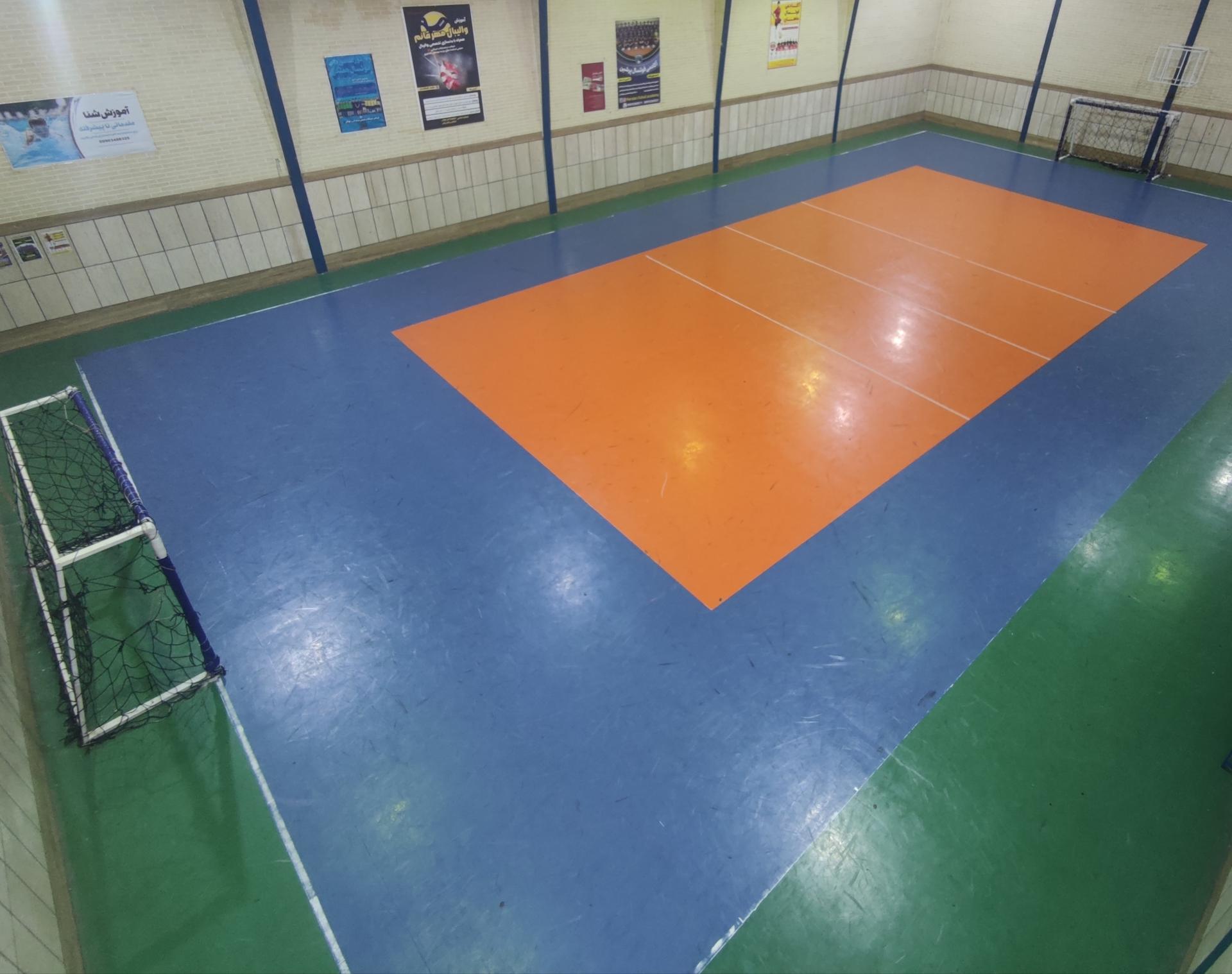 عکس سالن ورزشی توحید