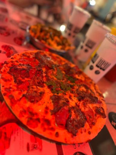 عکس رستوران هشتگ