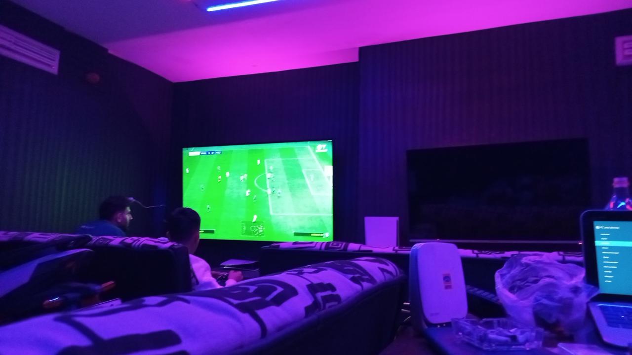 عکس گیم هود