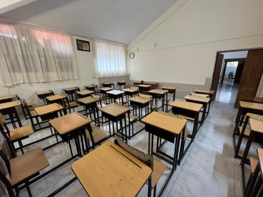 عکس دبیرستان دخترانه دوره دوم مفتاح