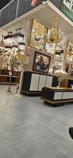 عکس فروشگاه لوستر سرای ایرانی