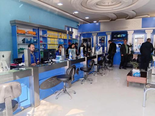 عکس نمایندگی ایرانخودرو اسماعیل زاده