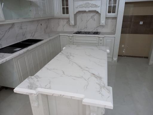 عکس کورین اسپرلوس (خانه شاهان)