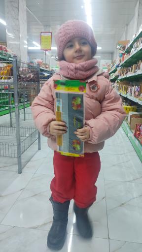 عکس دیلی مارکت حسن بیگی