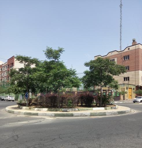 عکس میدان شهید شامبولی