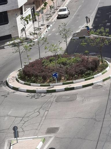 عکس میدان شهید شامبولی