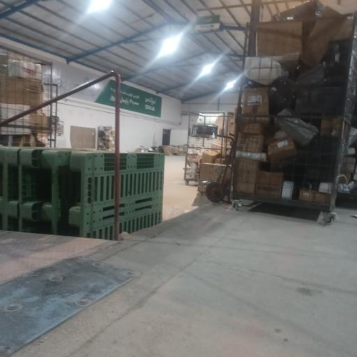 عکس انبار مرکزی تیپاکس