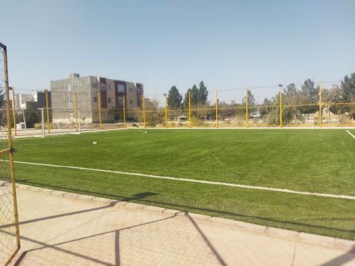عکس زمین چمن مصنوعی دانشگاه ملی مهارت گناباد