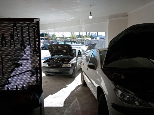 عکس مرکز تخصصی برق و گاز خودرو سورنا