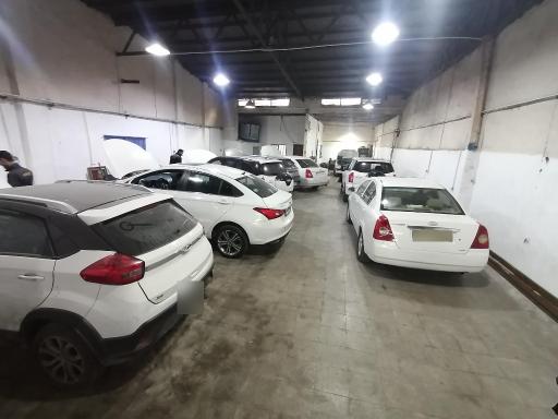 عکس تعمیرات خودروهای ام وی ام و چری آسیا خودرو