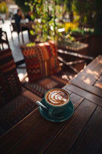 عکس کافه ژولپ