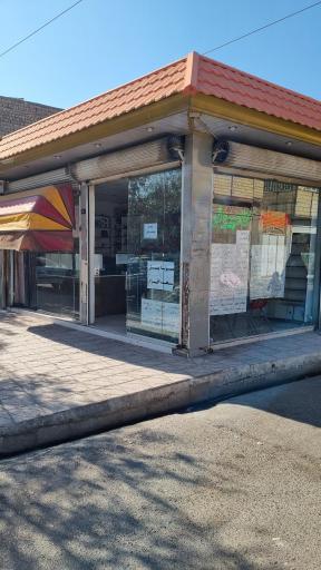 عکس کافی نت و تعمیرات موبایل