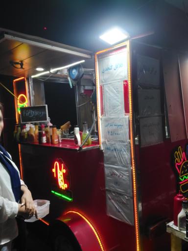 عکس فست فود فیفتی برگر