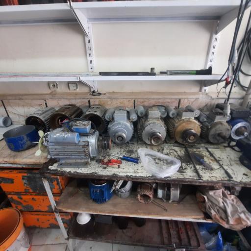 عکس خدمات فنی مهندسی حسینی