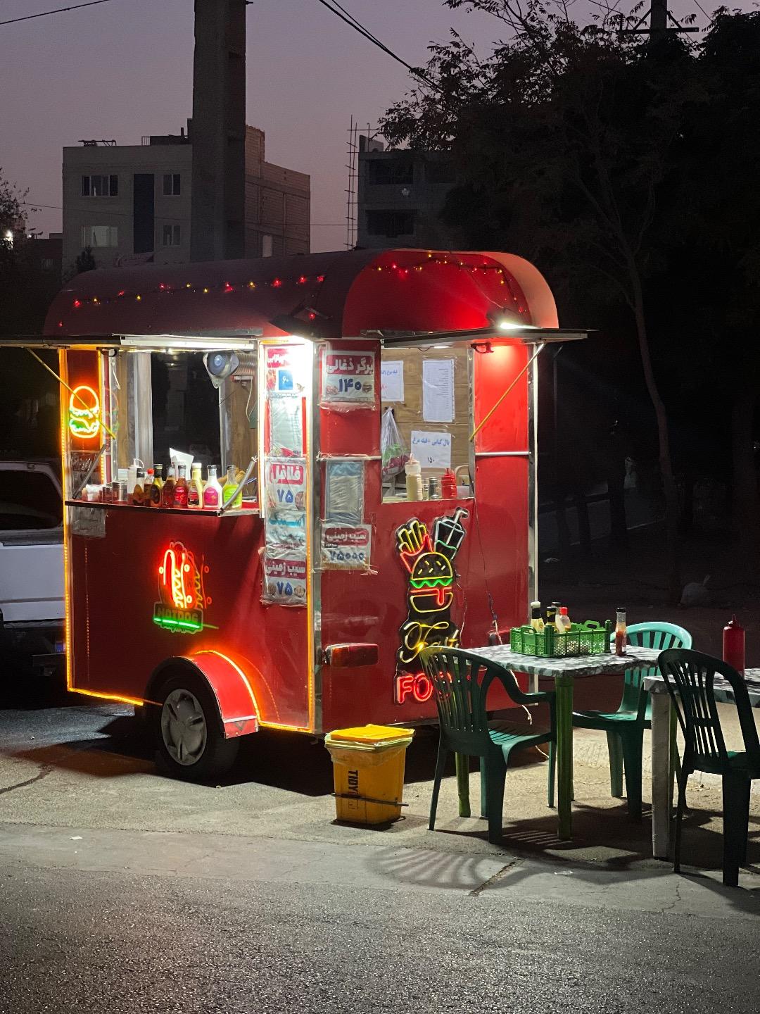 عکس فست فود فیفتی برگر