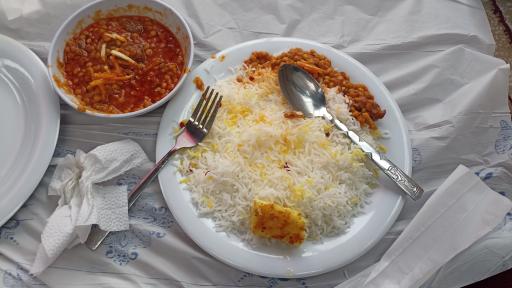 عکس رستوران آلاچیق رنگی