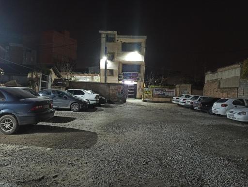 پارکینگ عمومی زرین