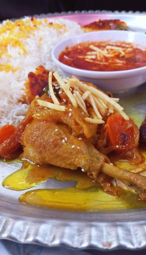 رستوران آلاچیق رنگی