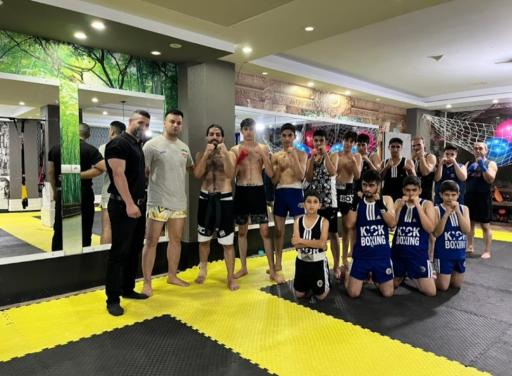 عکس باشگاه بوکس و کیک بوکس شاهوردی