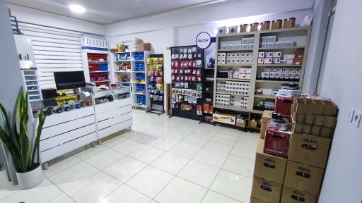 عکس فروشگاه سرد و گرم