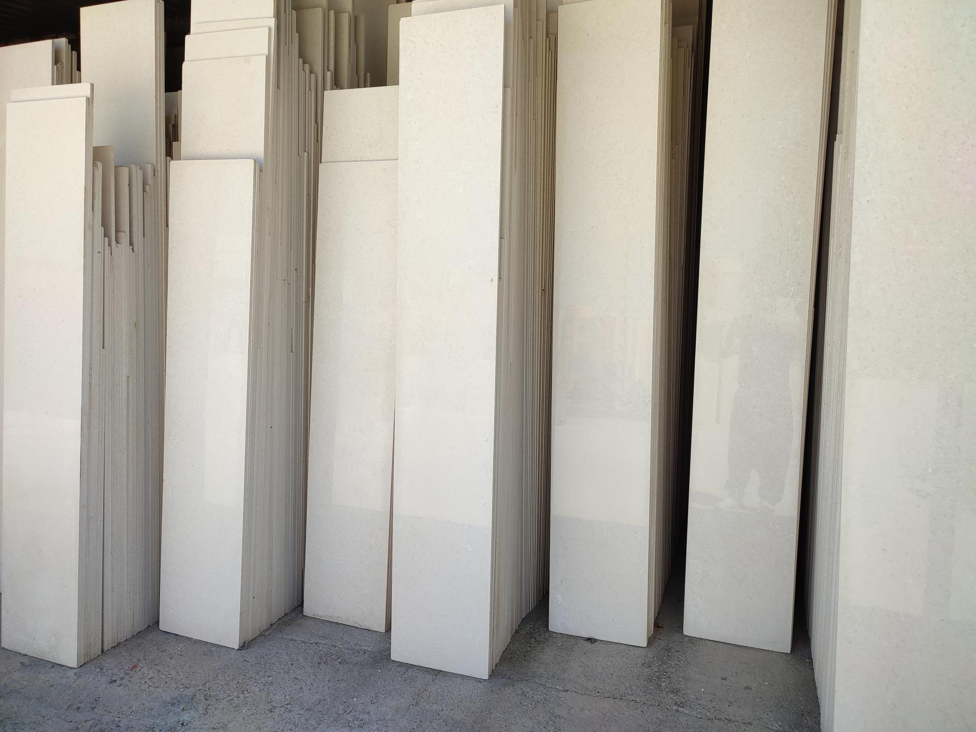 عکس سنگ فروشی مولودی 