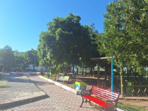 عکس بوستان قلعه