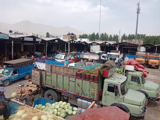 عکس میدان میوه و تره بار آزادی