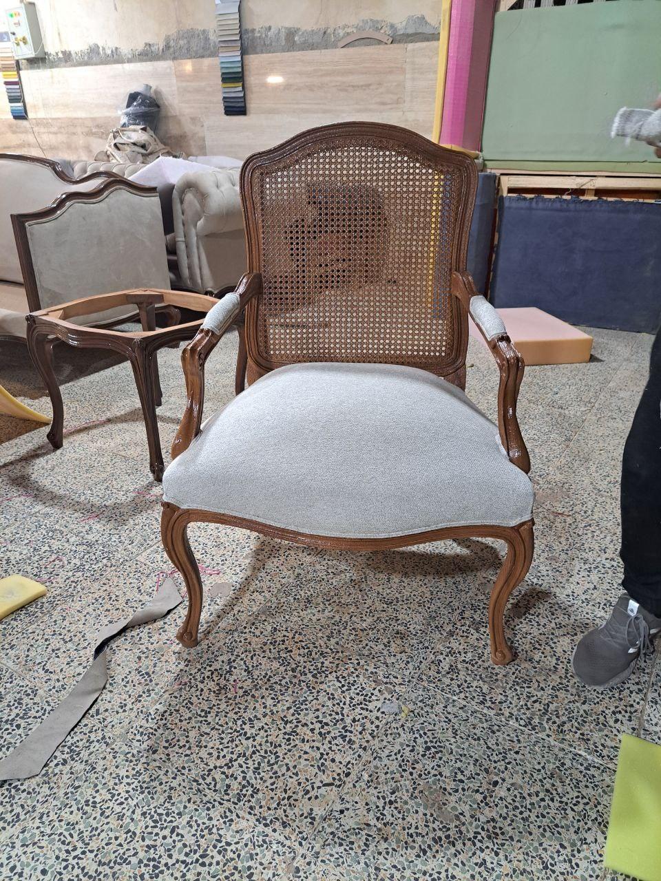 عکس تعمیرات مبل دژکام