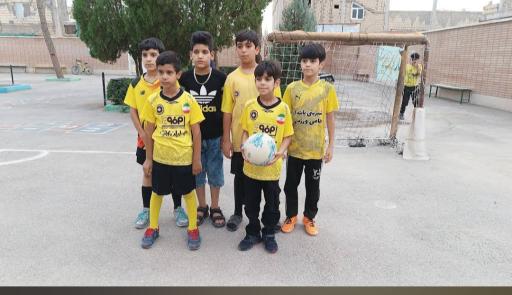 عکس دبستان برکت کروچ