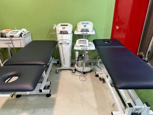 عکس فیزیوتراپی و‌ آب درمانی سی وان (سیوان)