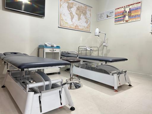 عکس فیزیوتراپی و‌ آب درمانی سی وان (سیوان)